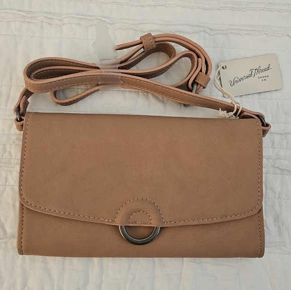 Universal Thread Tan Crossbody Bag - Picture 1 of 4